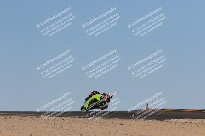 media/Oct-30-2022-CVMA (Sun) [[fb421c3cec]]/Race 10 Supersport Middleweight Shootout/